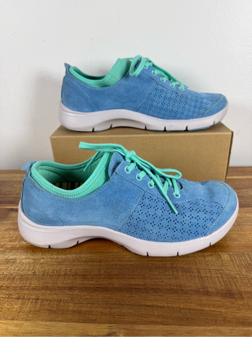 Dansko Baby Blue Suede Elise Lace-Up Sneakers Size 38 (US 7.5-8)